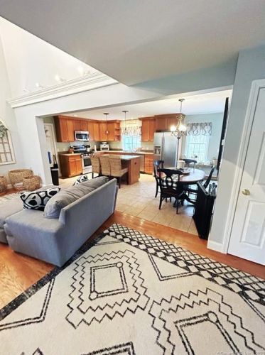 41 Bethel Rd, Norwich, CT 06351-8902