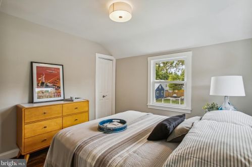 3121 Celadon Ln, Falls Church VA  22044-2610 exterior