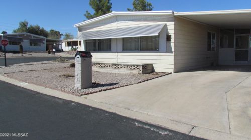 280 Cedro Dr, Green Valley, AZ 85614-4310