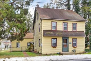 2232 Marietta Ave, Lancaster PA  17603-2222 exterior