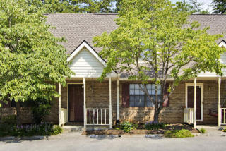 9205 Shady Bend Ln, Knoxville, TN 37922-3682