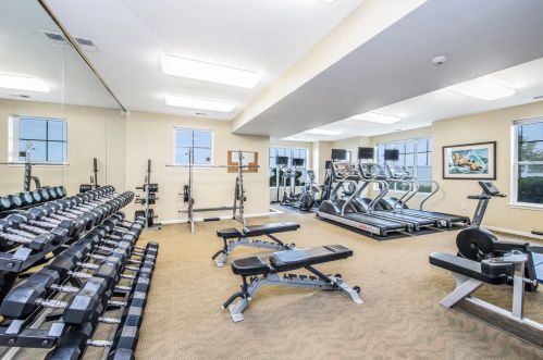 3852 Lake Dr, Milwaukee WI  53211-2446 exterior