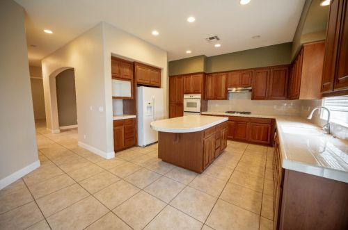 704 Stetson Dr, Valley Home CA  95361-8572 exterior