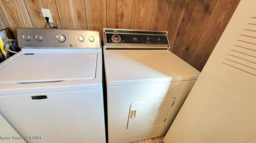 1214 Paurotis Dr, Sebastian FL  32976-7053 exterior