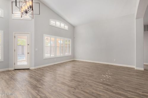 1455 Toledo St, Gilbert AZ  85295-5614 exterior