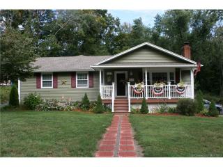 85 Blakeslee St, Bristol, CT 06010-6325