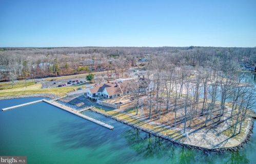 305 Harrison Cir, Locust Grove VA  22508-5256 exterior