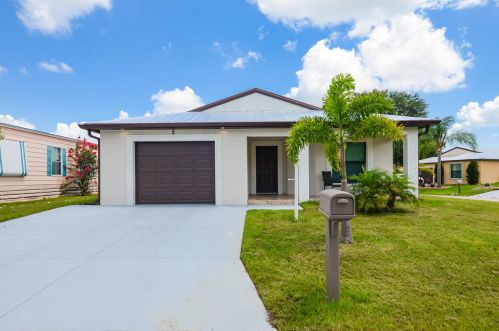 2 Tosca, Fort Pierce, FL 34951-2819