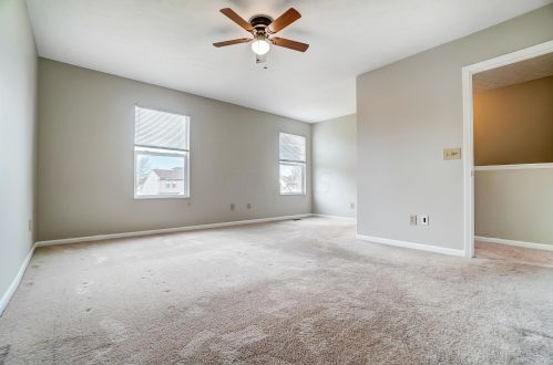 122 Wyckshire Dr, Pataskala OH  43062-7345 exterior