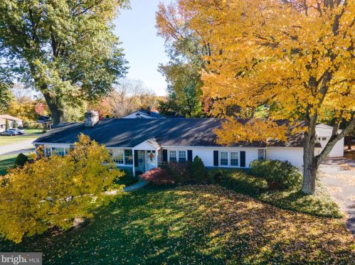 1606 Windybush Rd, Wilmington DE  19810-4442 exterior