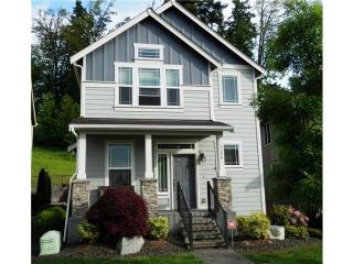 3206 Highlands Blvd, Puyallup, WA 98372-5222