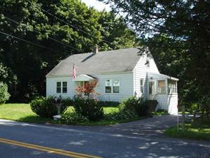162 Lake Ave, Troy, NY 12180-6518
