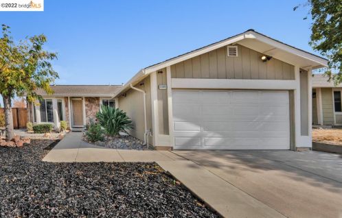 2109 Greenwood Pl, West Pittsburg, CA 94565-4629