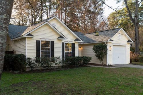 1957 Walkers Ferry Pl, Johns Island SC  29455-8155 exterior