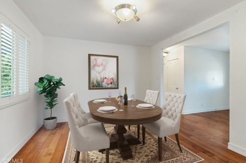 1278 Carmel Dr, Simi Valley CA  93065-4118 exterior