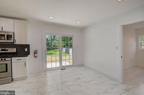 34 Thurston Ave, Trenton NJ  08618-1710 exterior