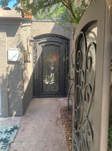 9755 80th Pl, Scottsdale, AZ 85258-1744