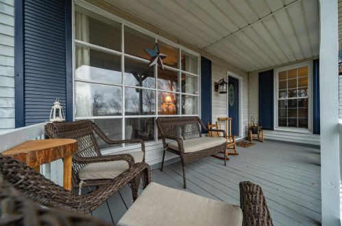 5678 Petersburg Rd, Petersburg, KY 41080-8700