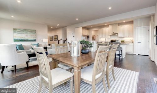 33 Winifred Dr, Hanover PA  exterior