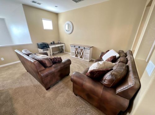 2504 Kodiak Dr, Modesto CA  95355-7957 exterior