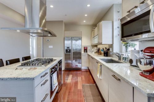 1459 Harvard St, Washington, DC 20009-4738