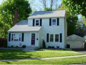 2607 Robins St, Endicott, NY 13760-3229