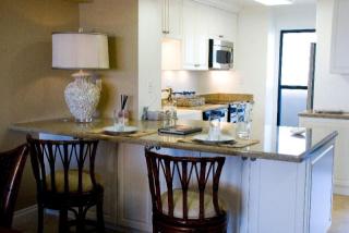 1221 Coast Hwy, Newport Beach CA  92663-5037 exterior