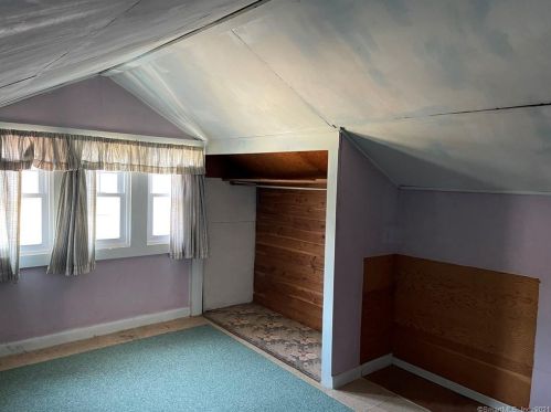 479 Commonwealth Ave, New Britain CT 06053-2404 exterior