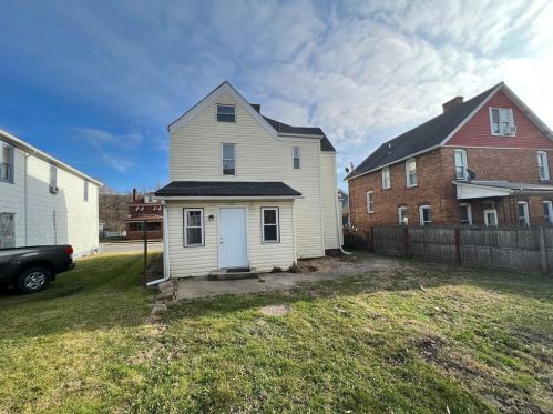 1420 Penn Ave, New Brighton PA  15066-2248 exterior