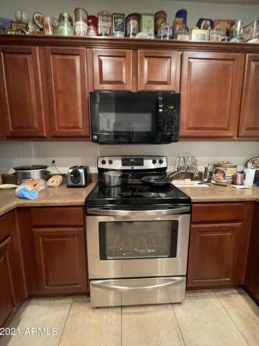 16741 175 Dr, Sun City AZ 85388-3114 exterior