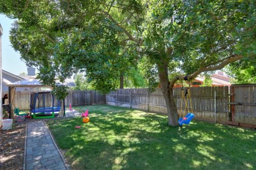 7109 9th Ave, Rio Linda CA  95673-2373 exterior
