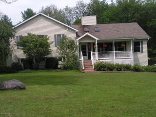 159 Livingston Rd, Stroudsburg, PA 18360-7767