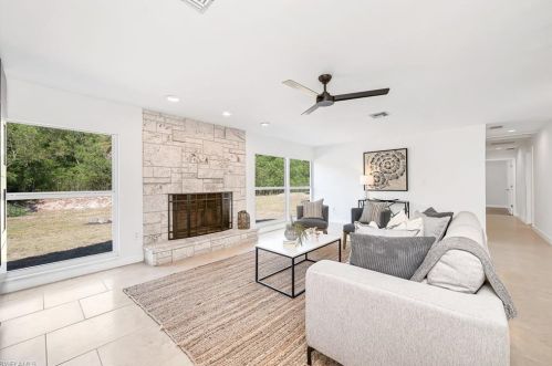 2500 County Barn Rd, Naples FL  34112-7416 exterior