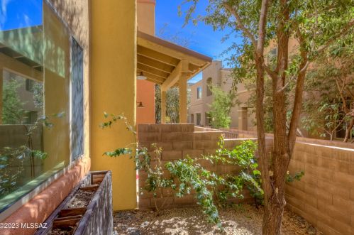 2406 Blue Diamond Dr, Tucson AZ  85718-6691 exterior