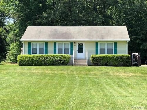 3936 Senior Ln, Sandston, VA 23150-4611