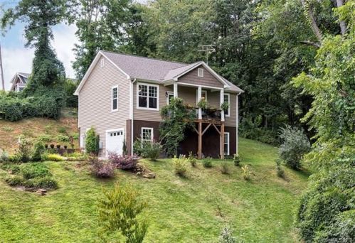 15 Crestview St, Asheville, NC 28803-1311