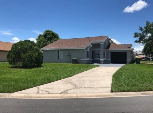 145 Pinewood Cir, Kissimmee, FL 34743-7928