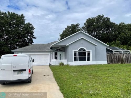 8735 97th Ave, Vero Beach, FL 32967-3455