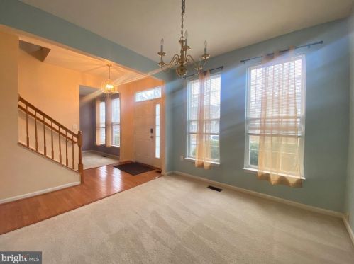 6510 Hot Spring Ln, Fredericksburg VA  22407-2570 exterior