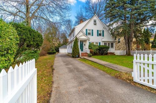 57 Longview Ave, White Plains, NY 10605-1164