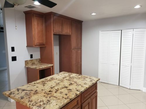 2940 Pine Valley Ave, Ontario, CA 91761-7449