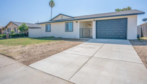 7811 Myrtle Ave, Winton CA  95388-9341 exterior