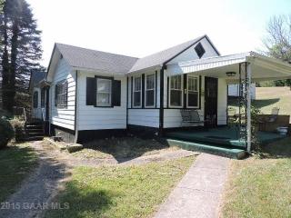 559 Lofton Rd, Raphine, VA 24472-2822
