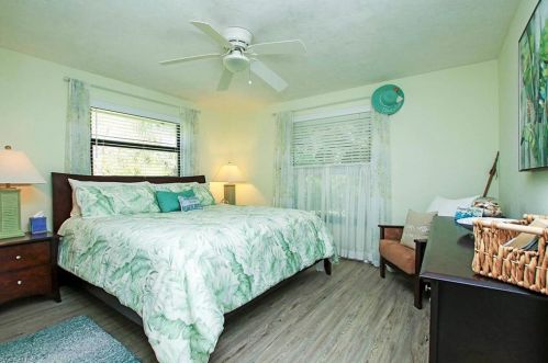 1275 Par Vw Dr, Sanibel FL  33957-6401 exterior