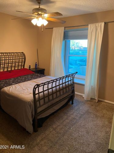 8413 34th Ave, Phoenix AZ 85053-2909 exterior