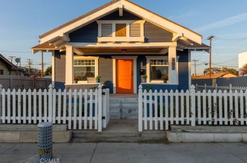 401 Pacific Coast Hwy, Long Beach CA  90806-6218 exterior