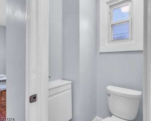 7 Tiffany Blvd, Newark NJ  07104-2415 exterior