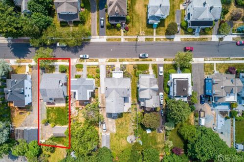 24 William St, Metuchen NJ  08840-1822 exterior