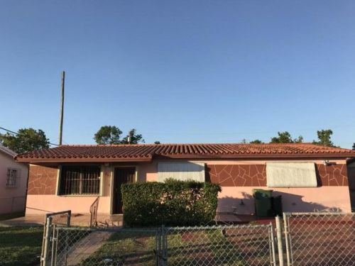 845 30th St, Hialeah, FL 33012-5001