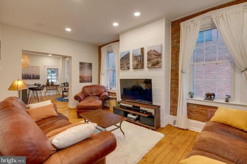 721 Orange St, Lancaster PA  17602-3118 exterior